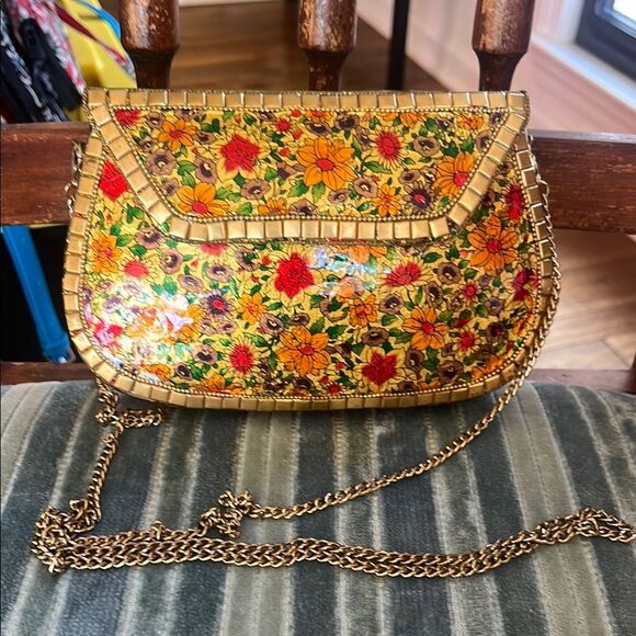 Antik Kraft Floral Gold Women's Bag - Picture 3 of 7